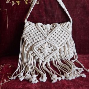 White woven purse